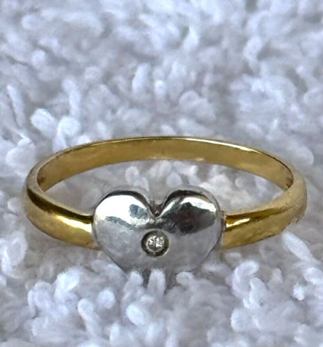 Vintage Milor Italy 18k Sz 6.5 Heart White Yellow Gold Ring 1.78 Gr Diamond Chip - Picture 1 of 15