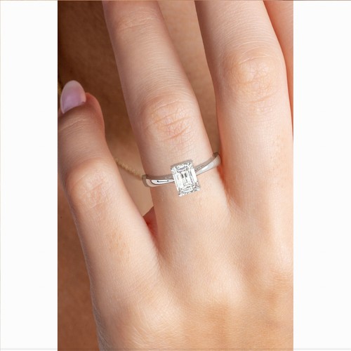 Emerald Solitaire Hidden Halo 14K White Gold Engagement Ring,4 ct,Lab-grown IGI - Picture 16 of 22