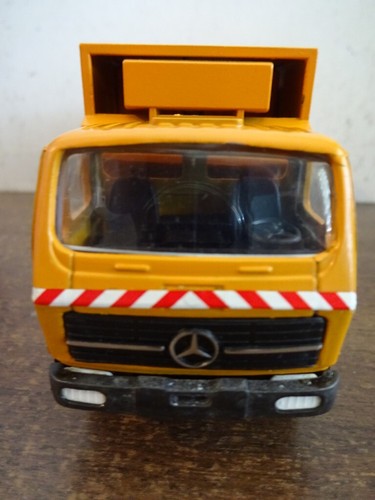 CONRAD 1.50 SCALE GARBAGE TRUCK REAR LOADER HALLER x2 -FREE SHIPPING - Picture 5 of 9