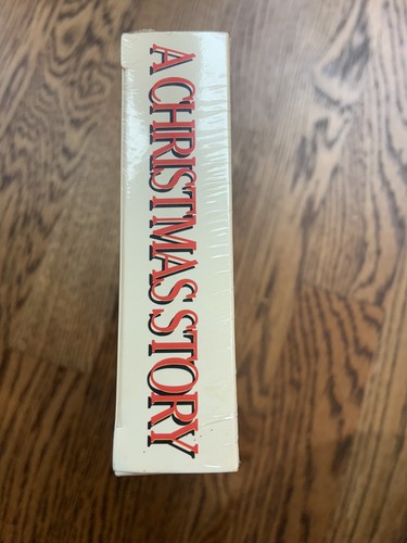 1988 A Christmas Story VHS Tape MGM/UA Home Video NIP NOS Sealed - Picture 3 of 4