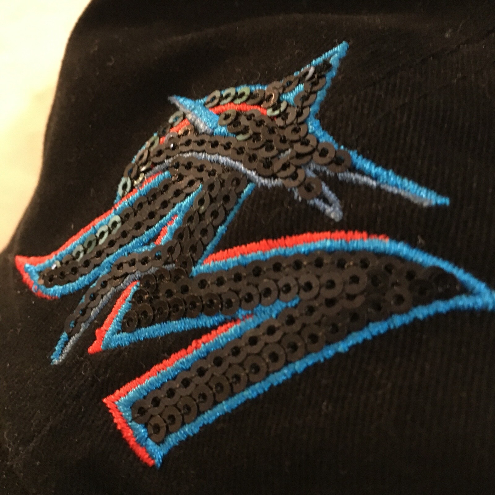 Picture 3 of 8