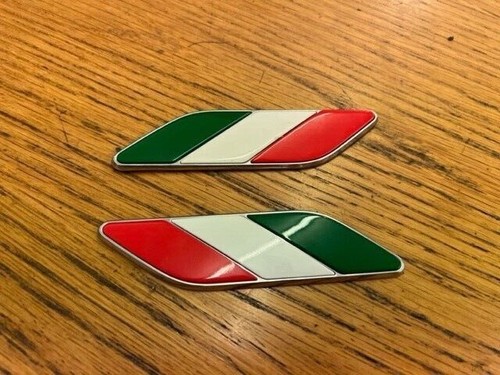 Original Fiat Frontflügel Italienische Flagge Emblem Set Fiat 500 500c
