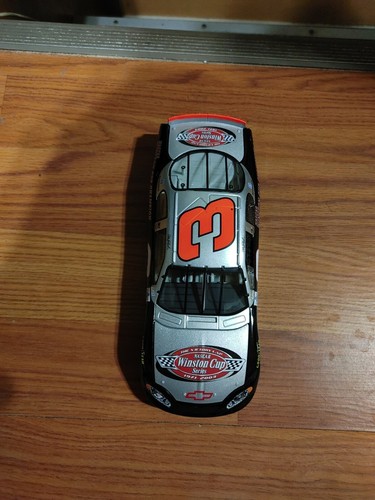 Dale Earnhardt sr diecast 1 24 2003 #3 The Victory Lap / Seven-time Champion - Picture 7 of 7