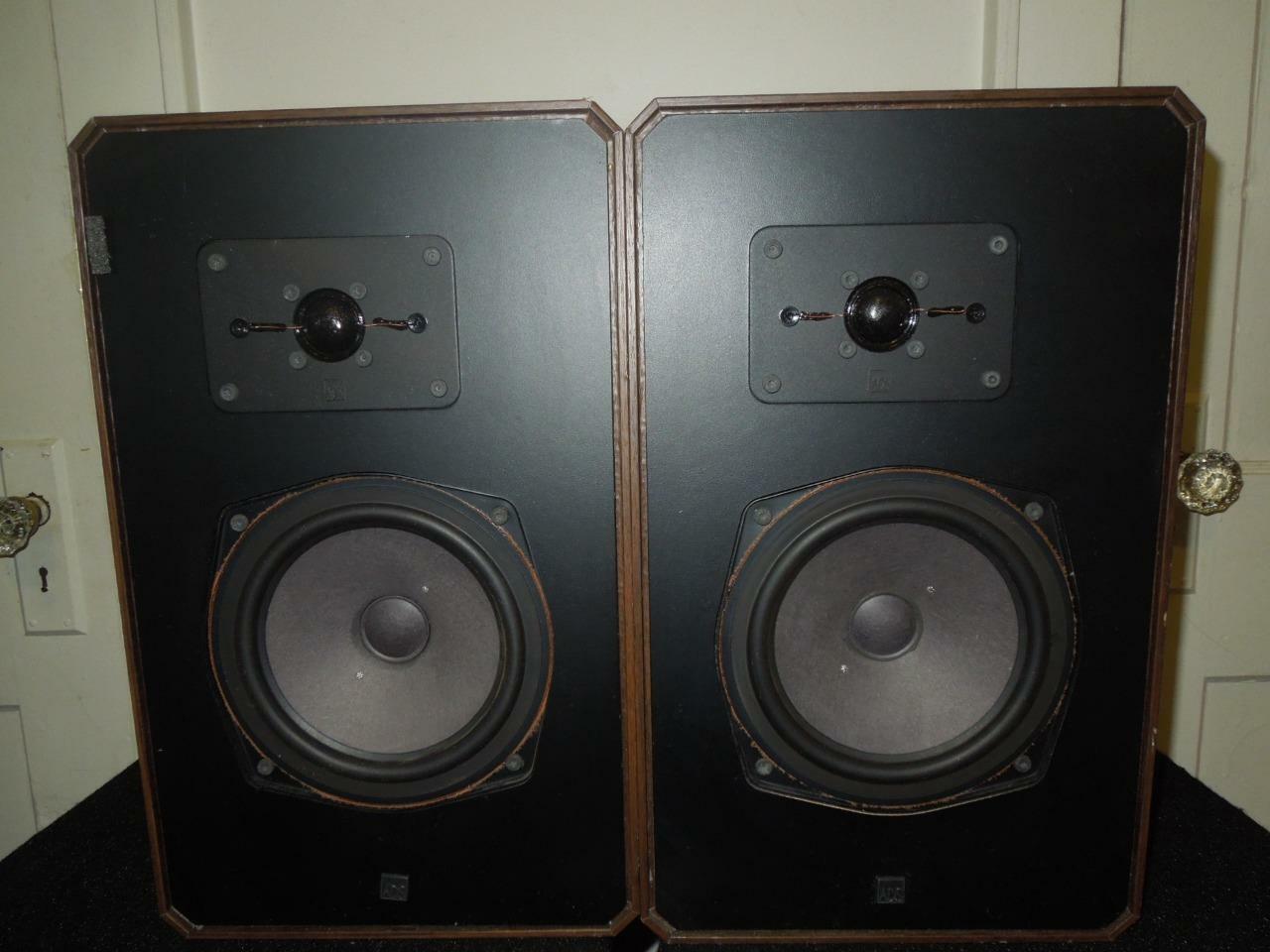ads bookshelf speakers