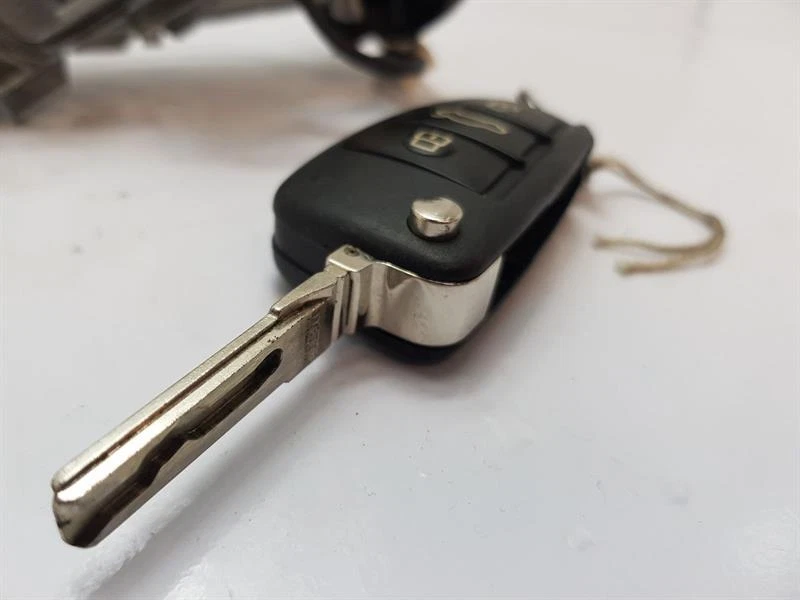 2012 MK3 FL 8V AUDI A3 ЗАЖИГАНИЯ БАРРЕЛЬ + КЛЮЧ 1K0905851  - Изображение 2 из 4
