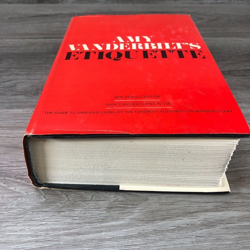 Amy Vanderbilt's Etiquette The Guide To Gracious Living 1972 Dust Jacket Book - Imagen 2 de 8