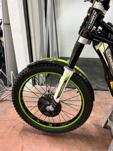 Trials motorbike Ossa TR 280cc 2013 **NEW, NEVER USED** - Imagen 18 de 21