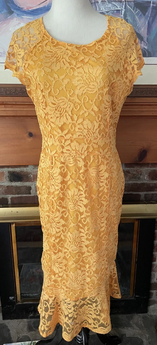 Thalia sodi short shop sleeve lace dress