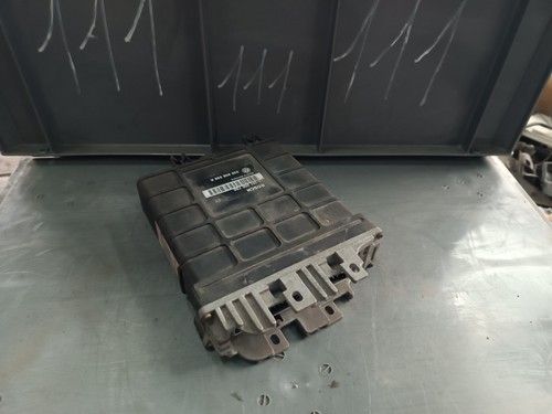 Original VW Golf 3 III 1H Motorsteuergerät 0261200750 030906026K