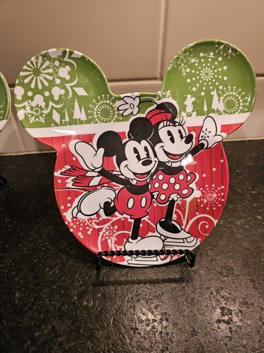Set di 2 piatti Disney Topolino e Minnie in melamina a forma di orecchio - Foto 2 di 5