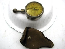 Vintage U.S. Gauge Co. Tire  Air Gauge for Balloon and Standard Tires with Case
