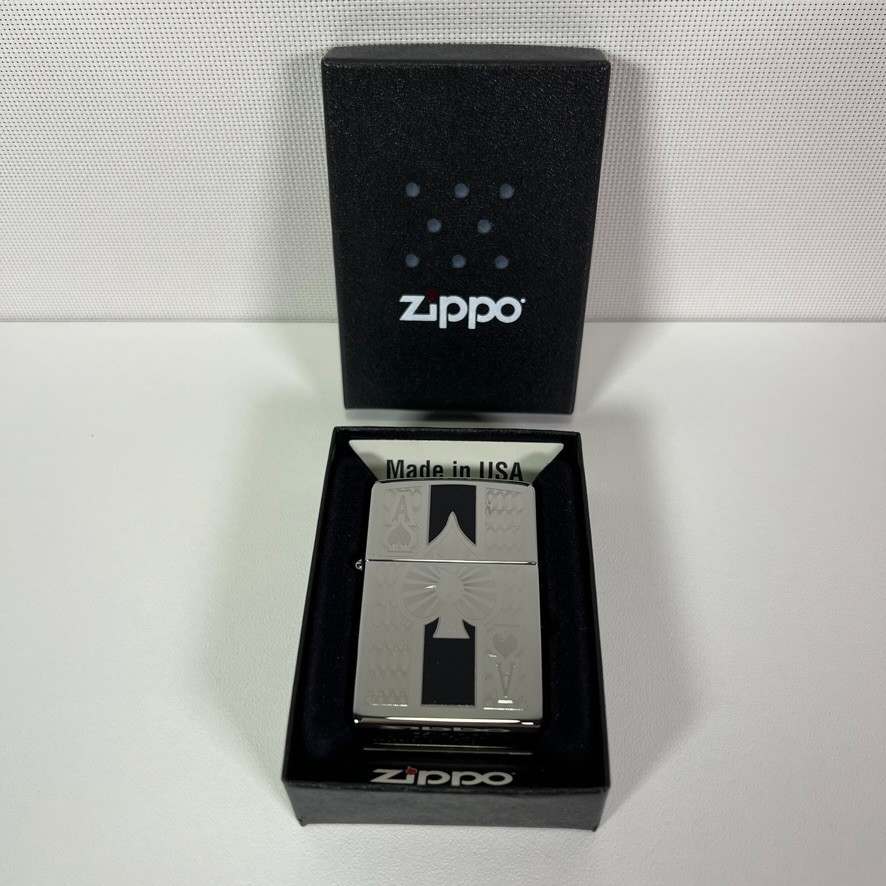 Zippo Ace Of Spades Pocket Lighter Polish Chrome #24196 Made In