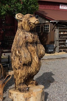Photo:Ouray County Colorado Rusty Moose Wood Bear Carving 2015 U.S. 550