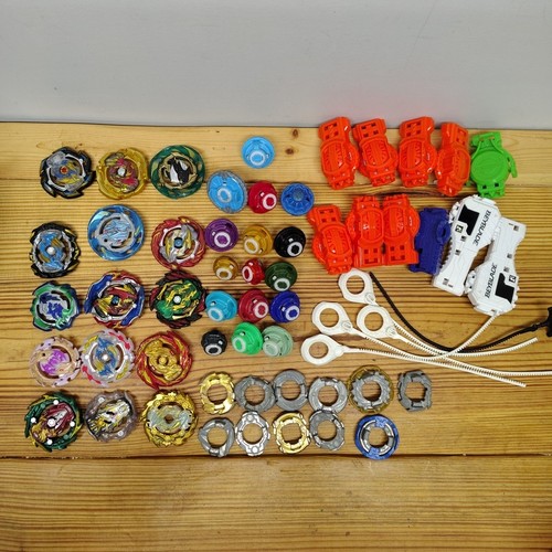 Beyblade Konvolut Tomy Hasbro 58 Teile - Bild 1 von 24