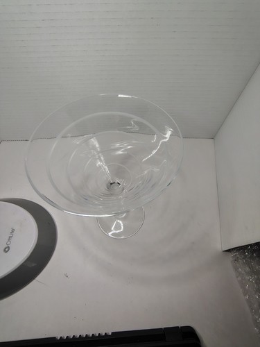 ETCHED SWIRL MARTINI COCKTAIL GLASS - Picture 7 of 9
