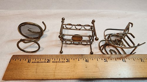 Vintage Brass & Mesh Rocking Chair, Round seat and other, Doll House Furniture - Picture 7 of 7