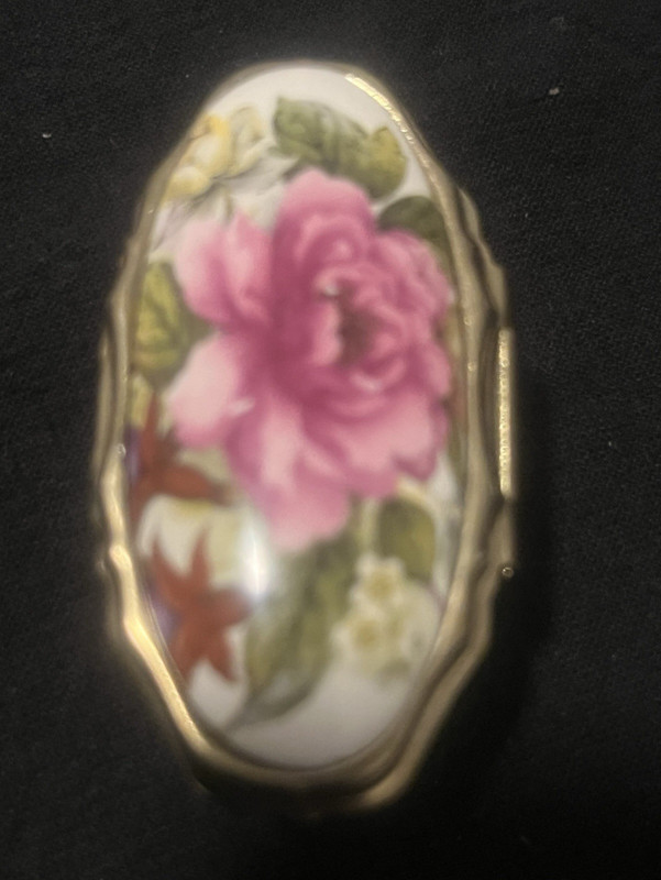 Vintage Lipstick Holder with Mirror - Mid Century Floral Porcelain Clip