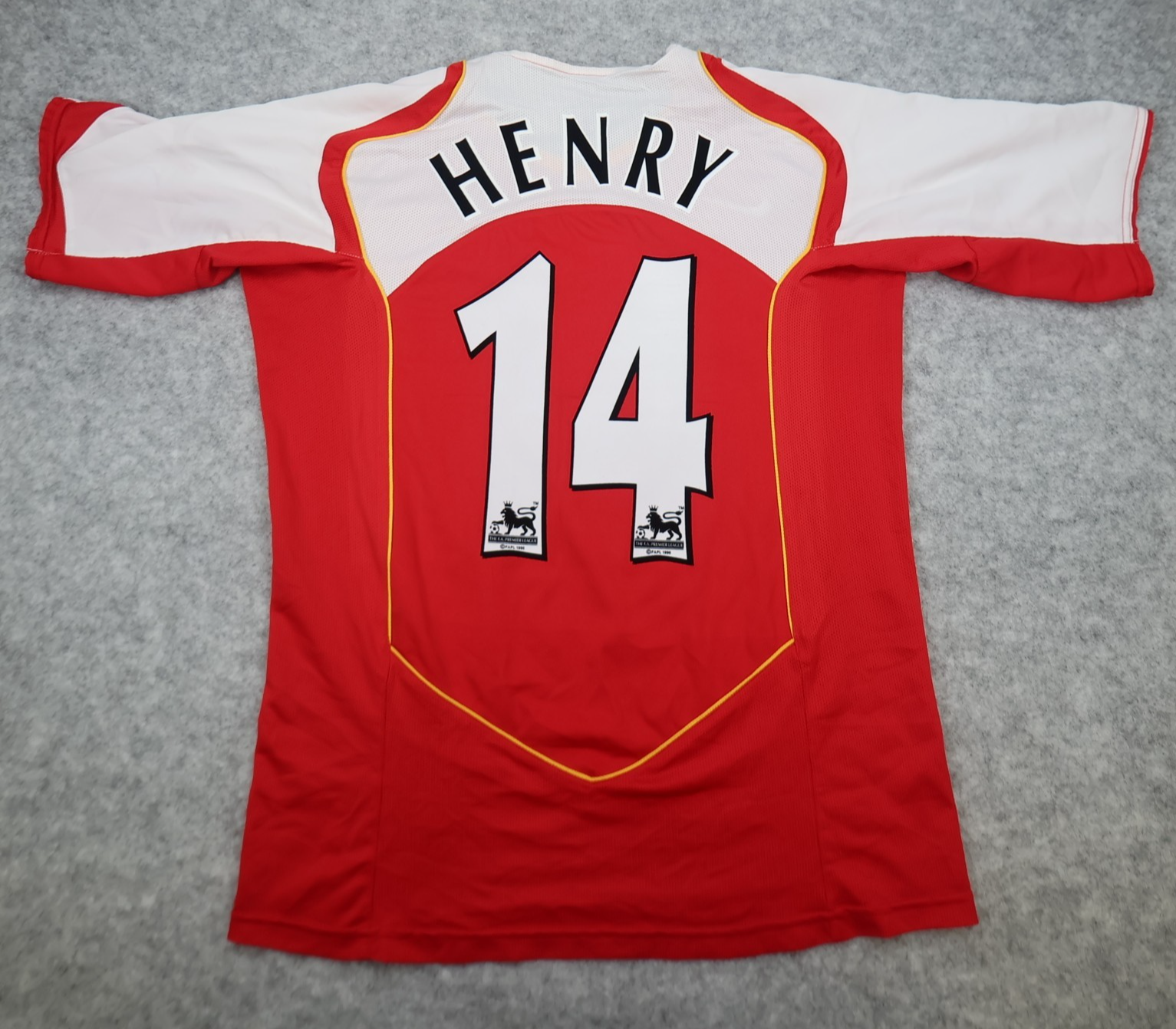 Arsenal Shirt Medium Red Home 2004 2005 Thierry Henry 14 Soccer Jersey