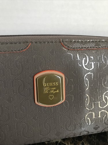 Guess Los Angeles 1981 Zip Around Gray Canvas Wristlet Wallet Purse - Picture 2 of 11