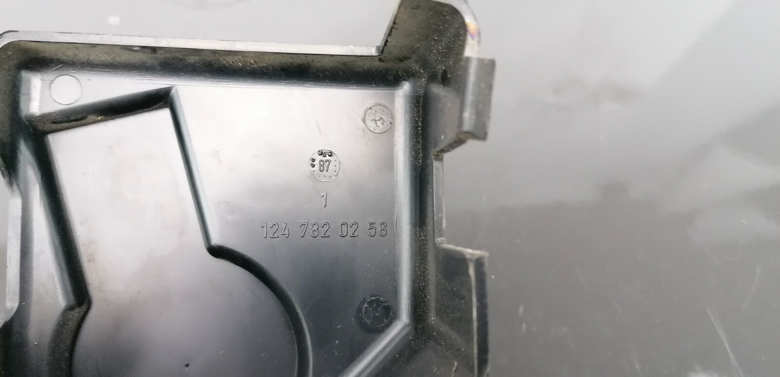 Original Mercedes W124 Sunroof Sun Roof Sliding Roof Drive Motor Cover