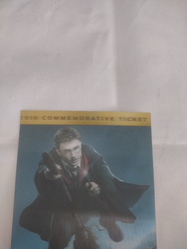 Very Rare 2010 WIZARDING WORLD OF HARRY POTTER COMMEMORATIVE 3D TICKET - Picture 2 of 3