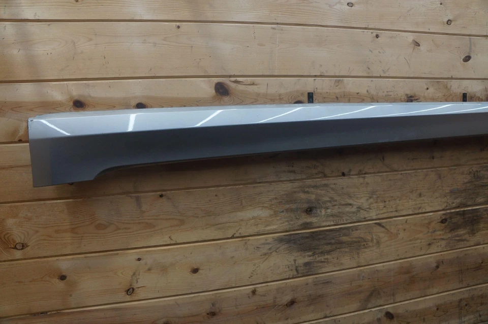 Conjunto de moldagem de balancim esquerda direita com iluminação 51777459971 BMW 740 750 G12 2016-22 LH - Imagem 2 de 4