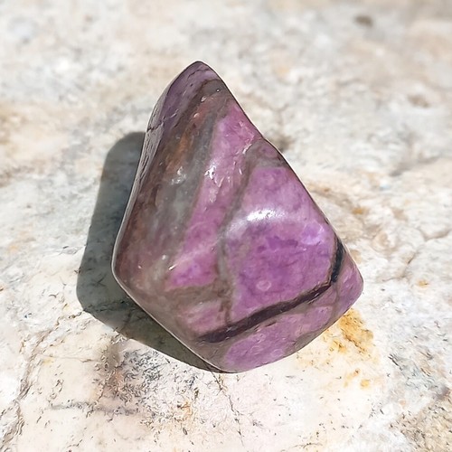 klein aber Fein Sugilit Sugilith New Age Stone Gleichgewicht Klarheit Nr.1 Zen - Bild 2 von 7