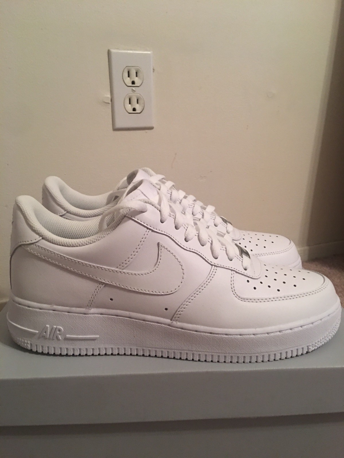 Nike Air Force 1 Sneakers - Size 10 US, White Nike Air Force 1 Sneakers - Size 10 US, White