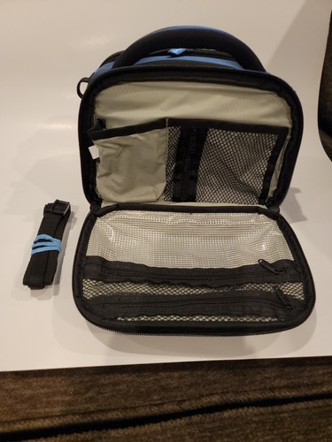 Case Logic Camcorder Case With Strap. - Picture 6 of 10