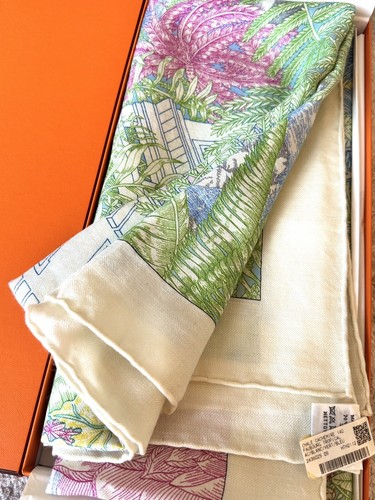 Hermes Shawl Scarf Stole Faubourg Tropical Floral Cashmere Silk Auth New 140 cm - Picture 3 of 6