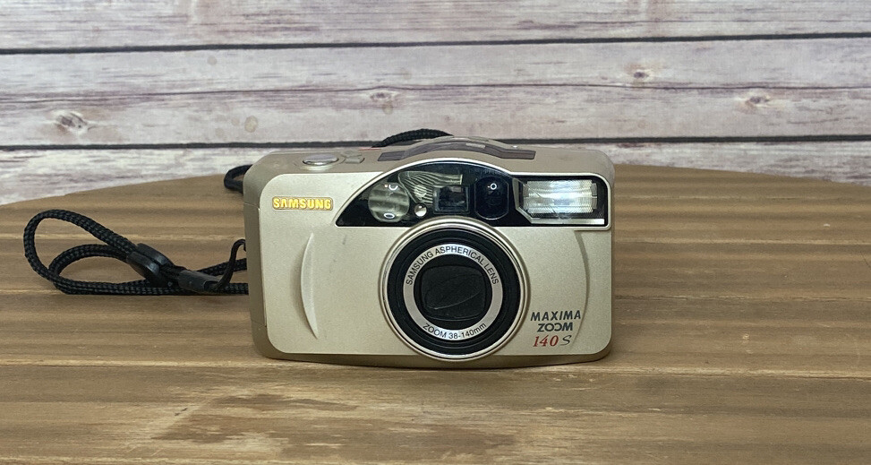 Samsung Maxima Zoom 140S 35MM Camera