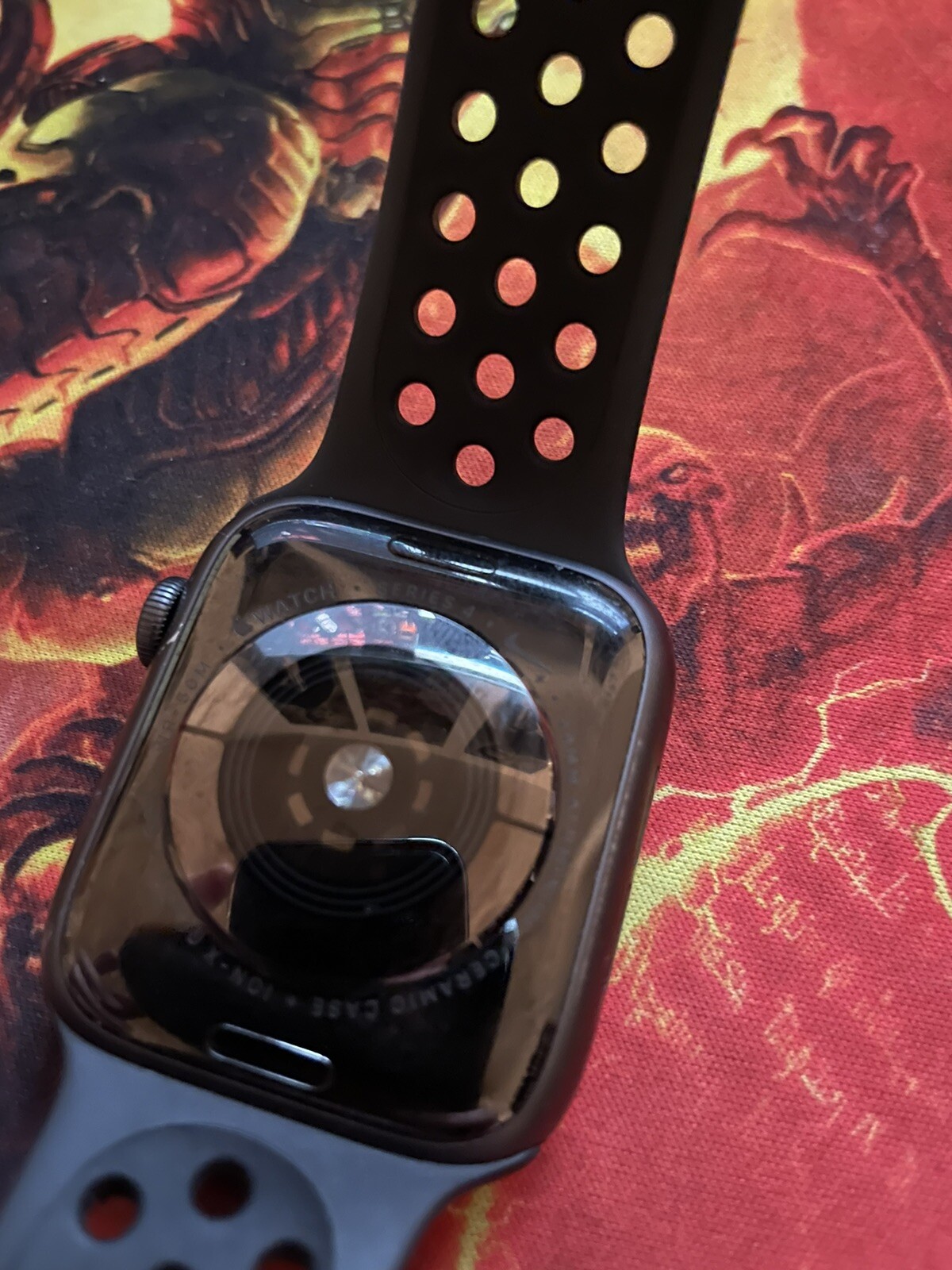 Apple watch series 5 gps and cellular 44mm Nike, Luxury, Watches on  Carousell