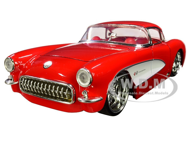 Chevrolet 1/24スケールモデル レッド Majorette 1/24 Red Chevrolet Corvette Coupe & Revell Black