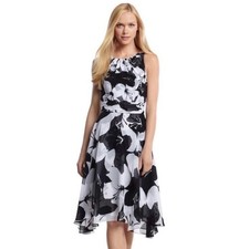 White House Black Market Sleeveless Black White Floral Midi Dress Size 8 NWT