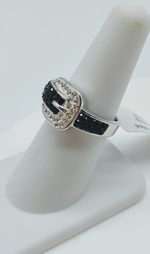 FINE SILVER PLATE BLACK AND WHITE BUCKLE RING - Picture 4 of 6