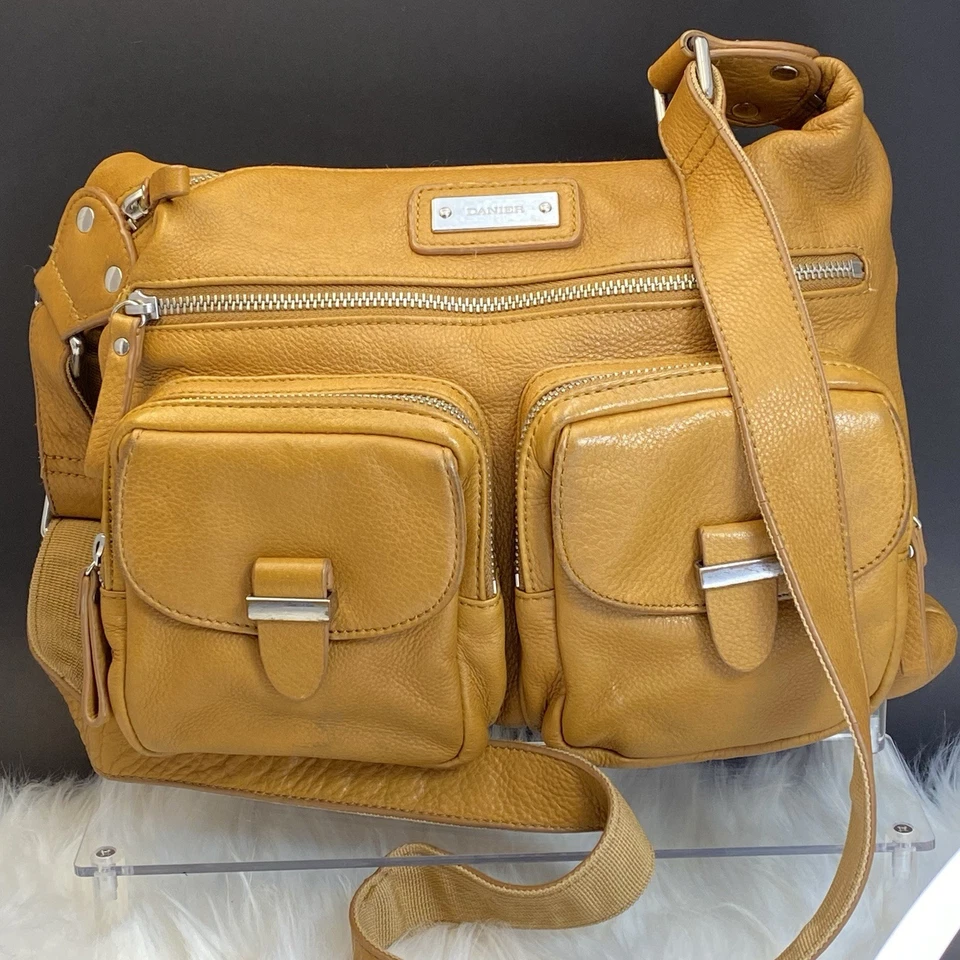 Bolso Bandolera de Cuero Danier Cartera Correa Ajustable Bolso Mensajero de Hombro Usado en Excelente Condición Foto 2 de 4