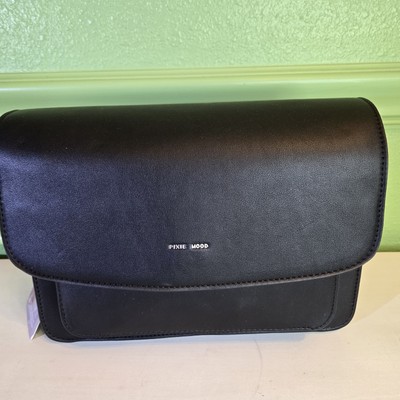 New Pixie Mood Zoe Crossbody Handbag Black Vegan Leather Classic Everyday Purse