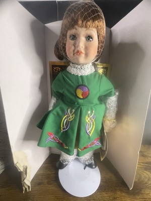 Alberon ''Siobhan'' Porzellanpuppe 17 Zoll verpackt, Echtheitszertifikat & Ständer | Vintage Sammlerstück