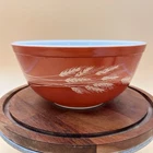 Vintage Pyrex 403 Autumn Harvest Wheat Pattern Mixing Bowl 2.5 Qt. USA