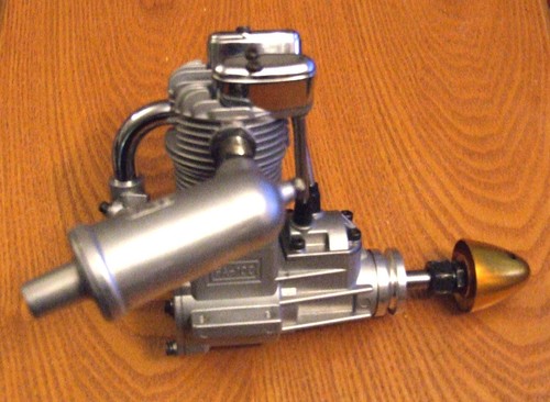SAITO FA-100, RC 4 STROKE AIRPLANE ENGINE - Picture 9 of 15