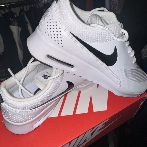 Nike Air Max Thea Low Womens Running Shoes White Black Size 6.5 - Picture 2 of 6