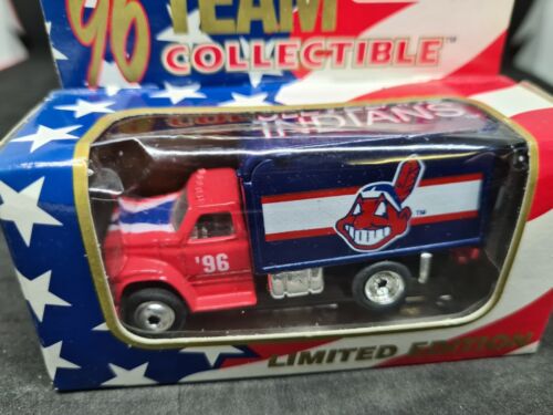 Matchbox 1996 Limited Edition MLB Cleveland Indians Ford F-800 Truck New Vintage - Picture 2 of 7