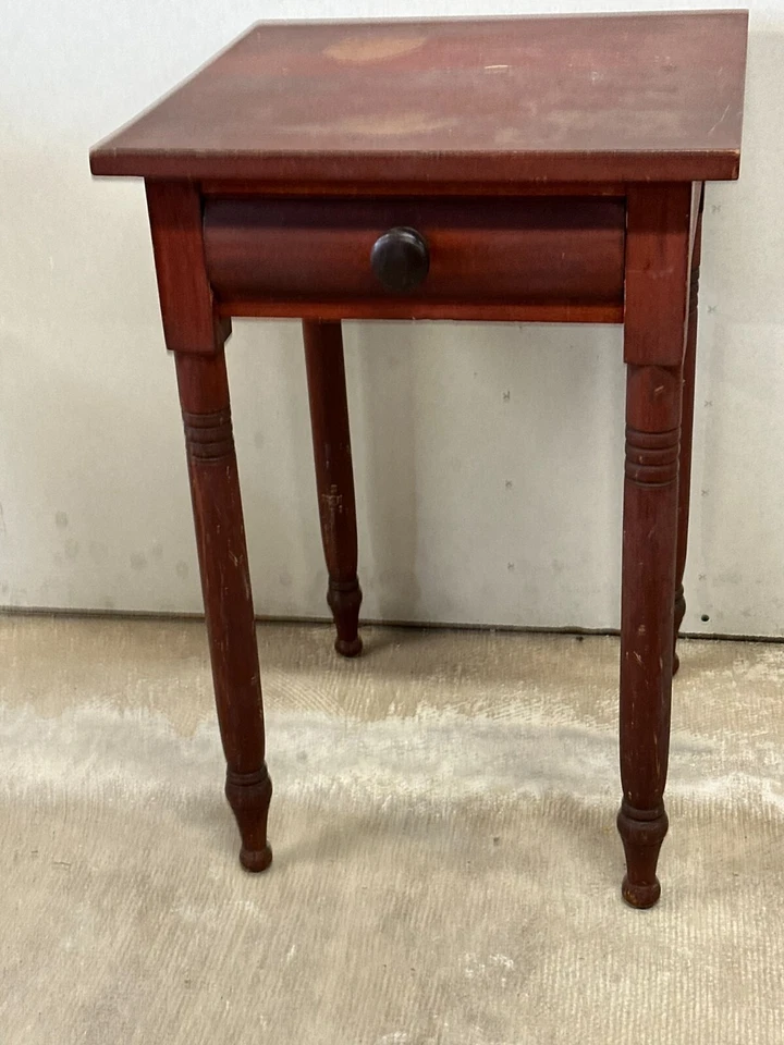 Antigua mesa de trabajo Sheraton 1 cajón mesita de noche Pennsylvania 1830 lavado rojo Foto 3 de 4