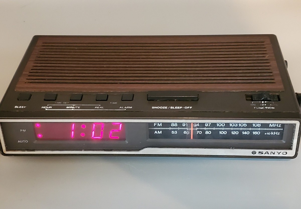 SANYODIGITAL　CLOCK　RADIO　新品未使用品　Vintage VTG AND RARE SANYO DIGITAL CLOCK- RADIO | eBay