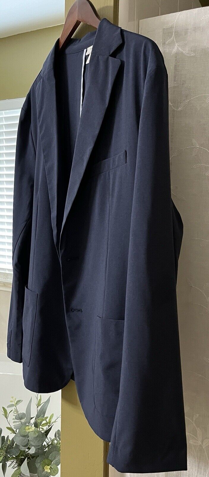 Picture 3 of 10