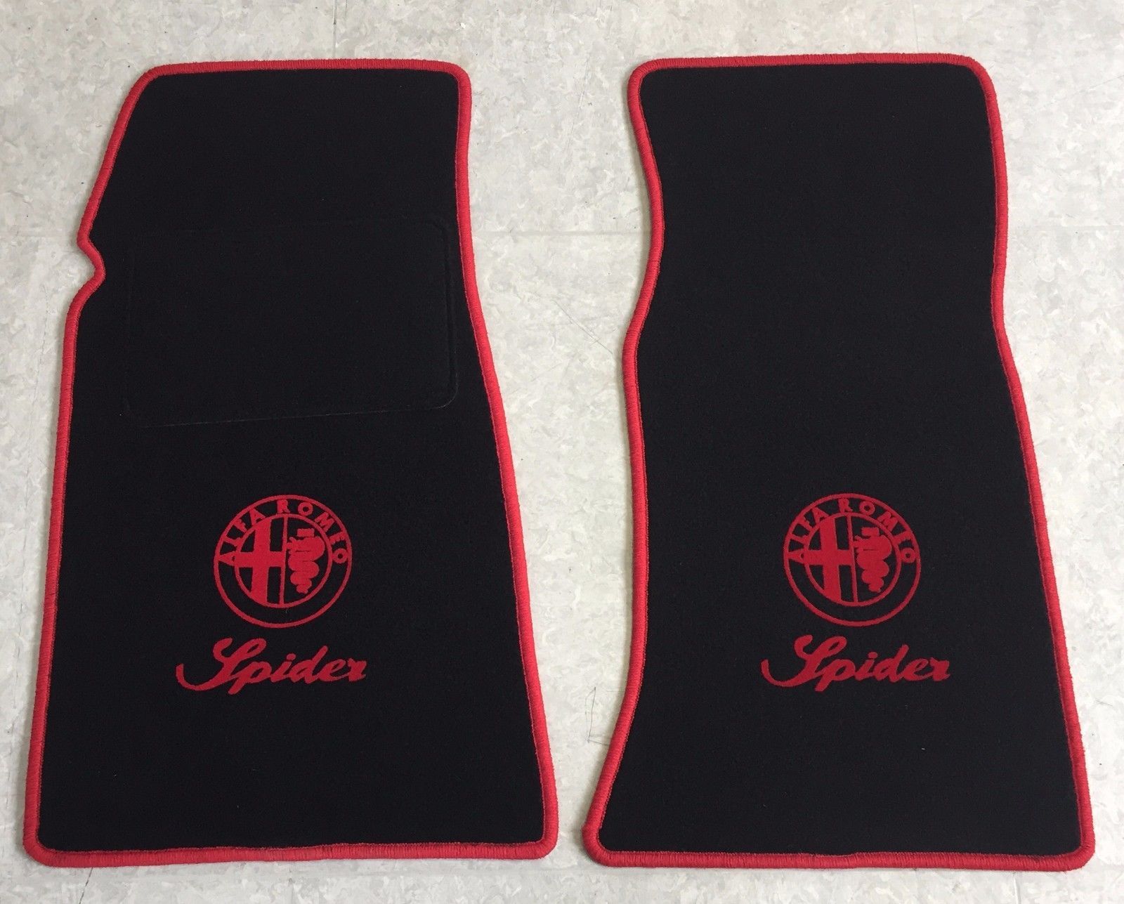 Tapis de sol en moquette noir et rouge pour Alfa Romeo Spider 1970-1984
