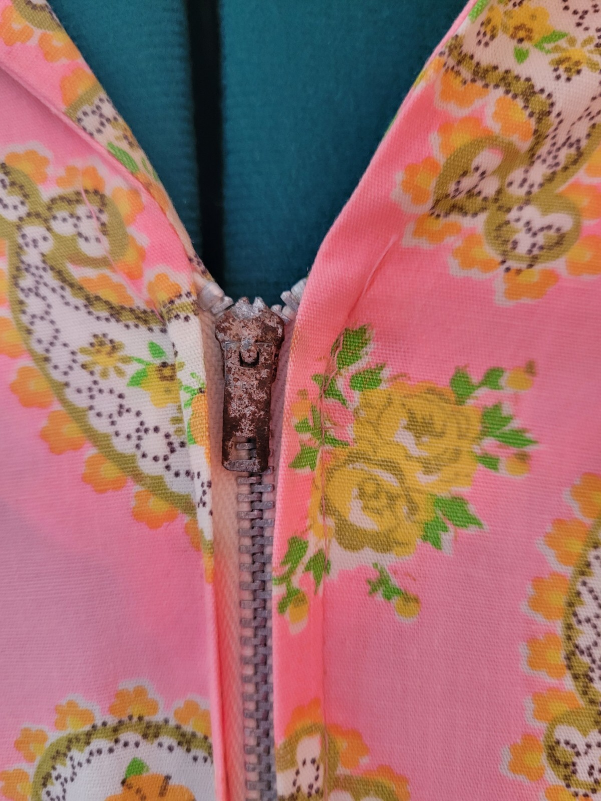 Vintage 1960's Dress Shift Housedress Paisley Fro… - image 3