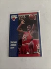 1991-92 Fleer - Michael Jordan #29