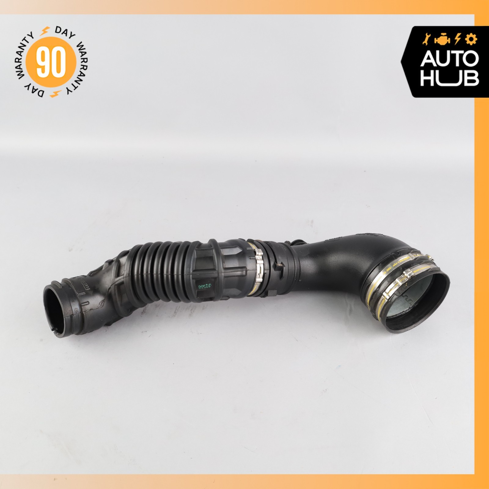 14-22 Maserati Quattroporte M156 Engine Right Air Intake Duct Pipe Hose Set OEM