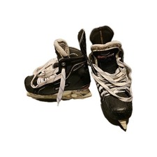 Bauer Supreme One100 Junior Ice Hockey Skates Sz3 Shoe Size 4